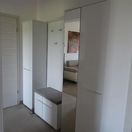 Val&sol Apartment Secovlje